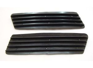 Lambretta Side panel grills, Gp, plastic, Black, pair