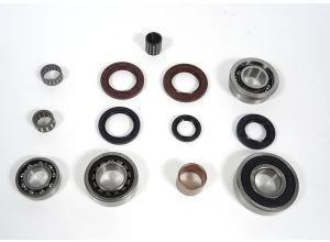 Lambretta Bearing and seal set, complete using brass clutch bush, Gp200, Race-Tour MB brand