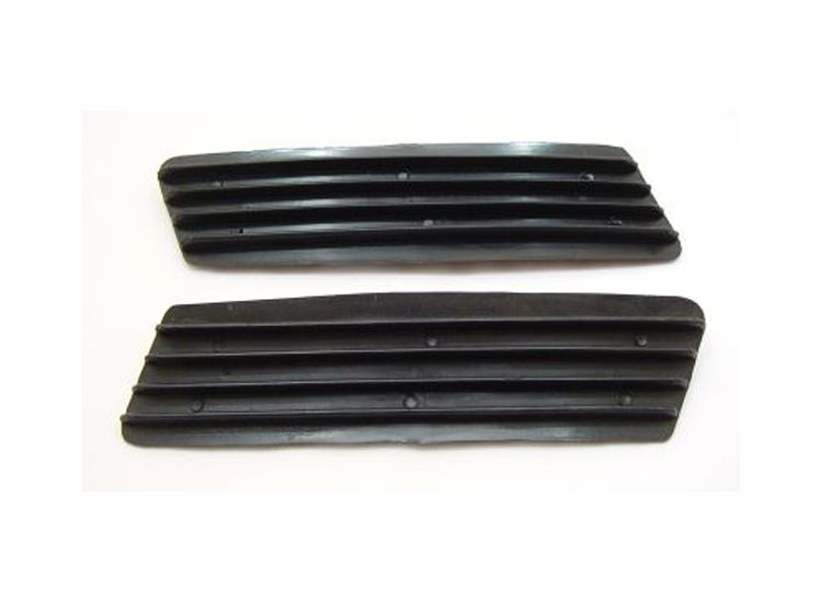 Lambretta Side panel grills, Gp, plastic, Black, pair