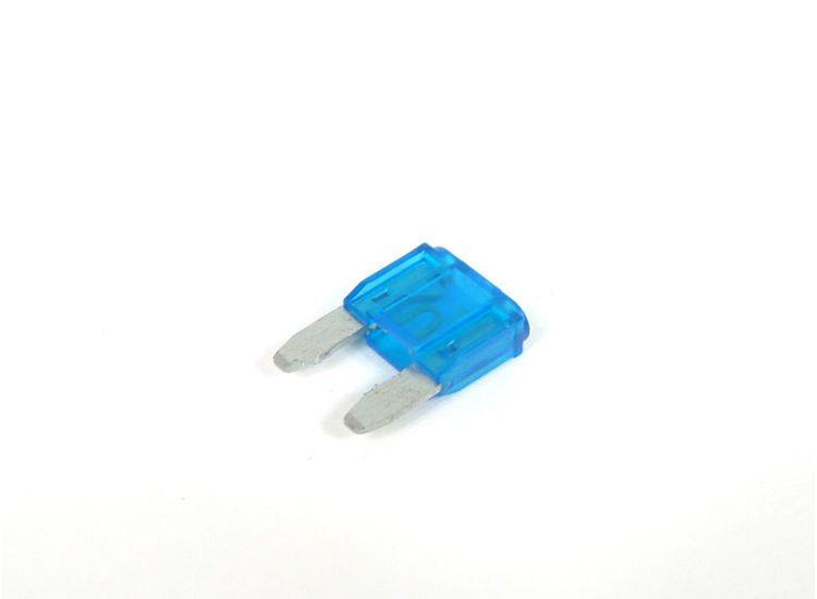 Universal battery 12 volt, fuse 15 Amp, mini blade type