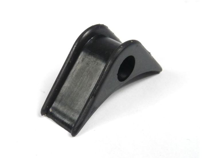 Lambretta HT lead and throttle cable rubber (fixes to frame) MB