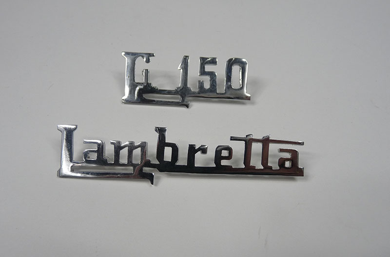 Legshield badge set, Li 150 and Lambretta badges, S2 SPANISH ONLY